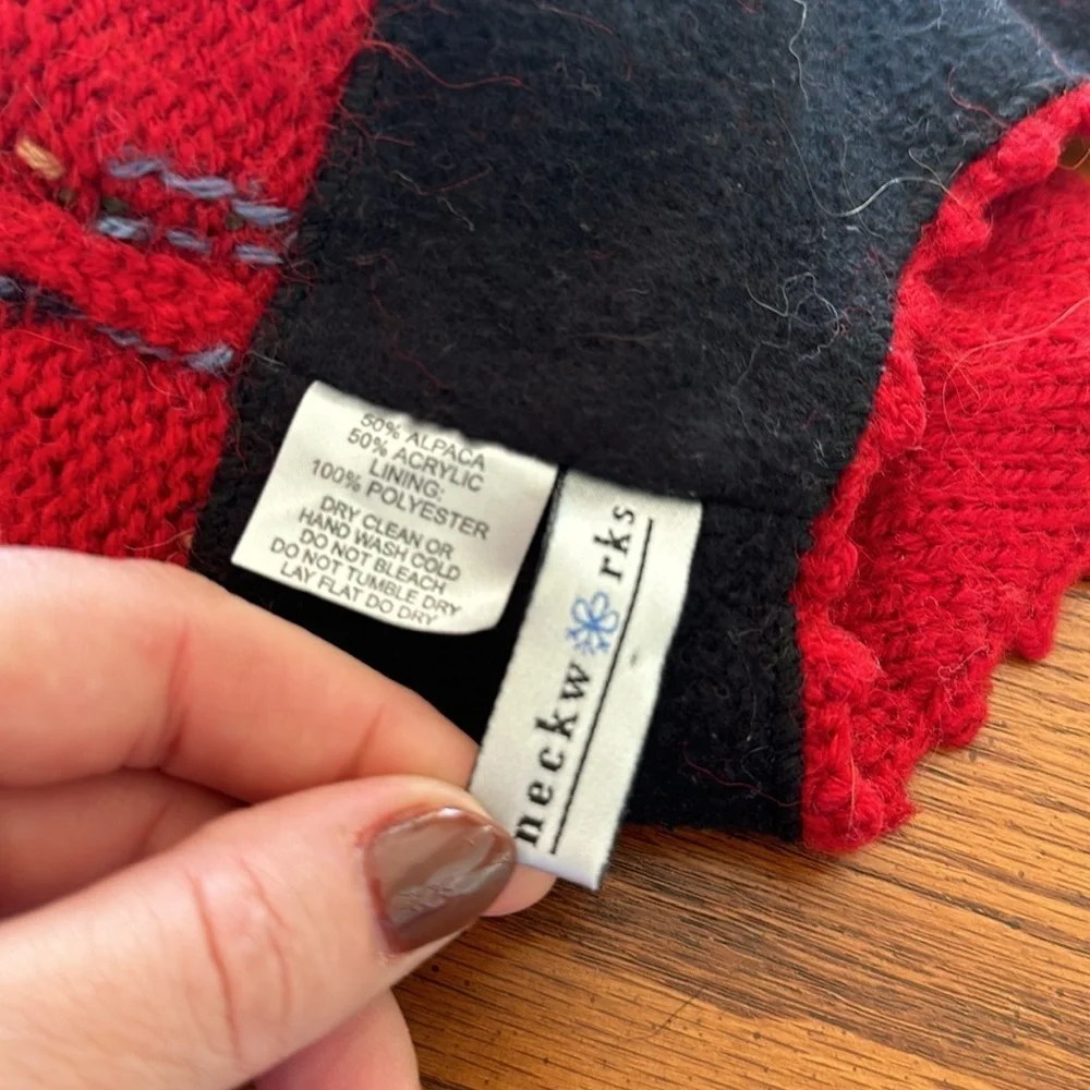 Neckworks knitted hat